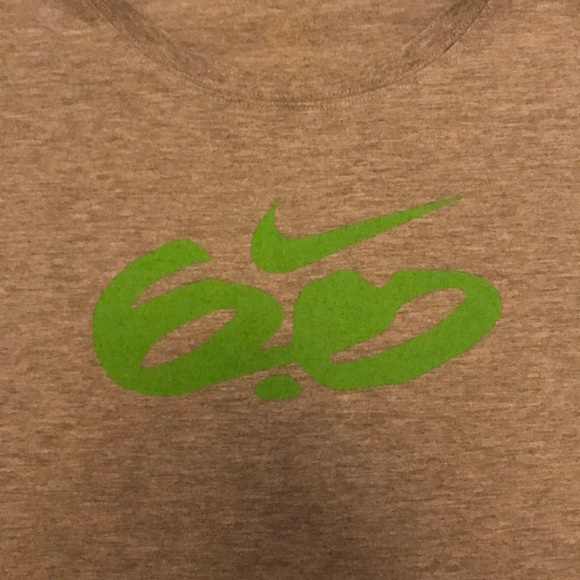 Nike Athletic Shirt - Picture 3 of 3